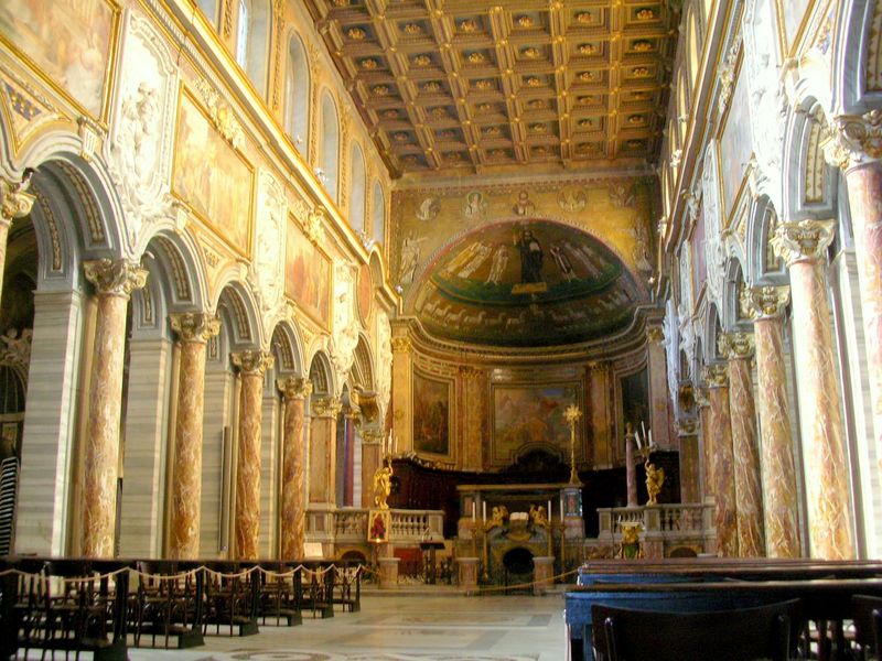 Interno Basilica di San Marco al Campidoglio