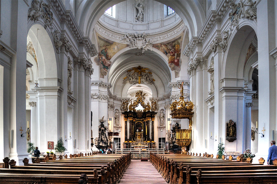 Duomo di Fulda Interno