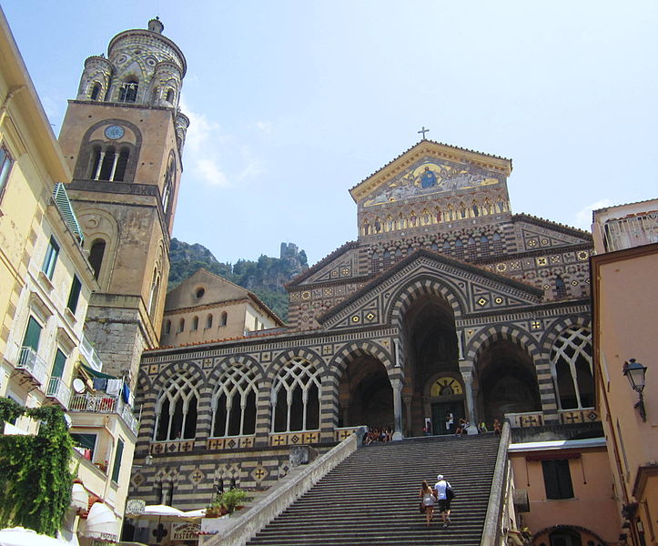Esterno Basilica di Sant'Andrea