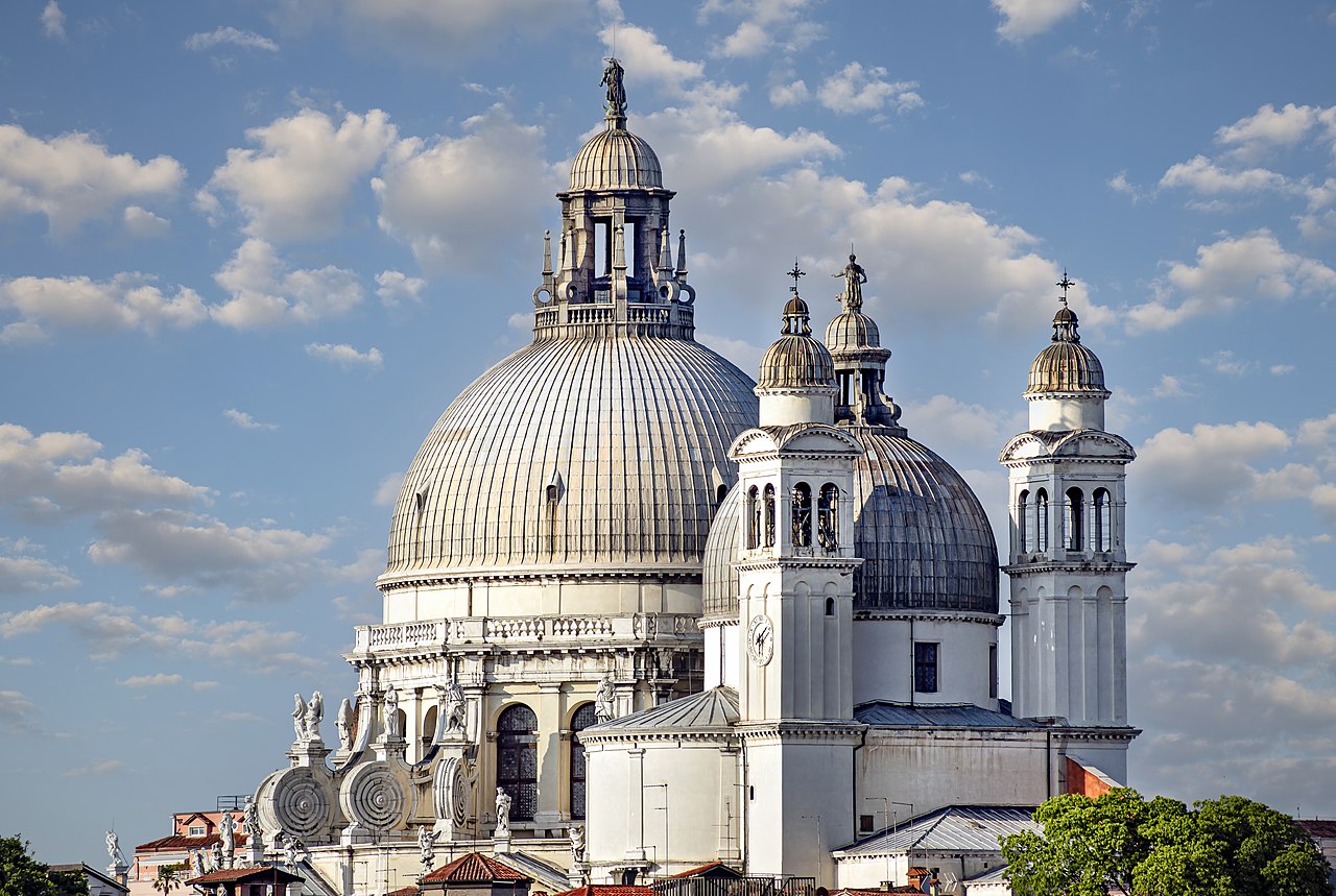 Esterno Basilica Santa Maria della Salute