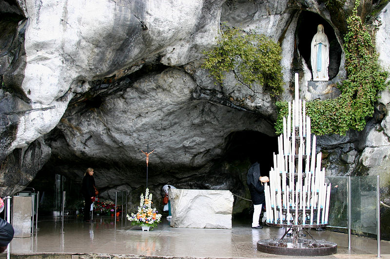 La grotta di lourdes