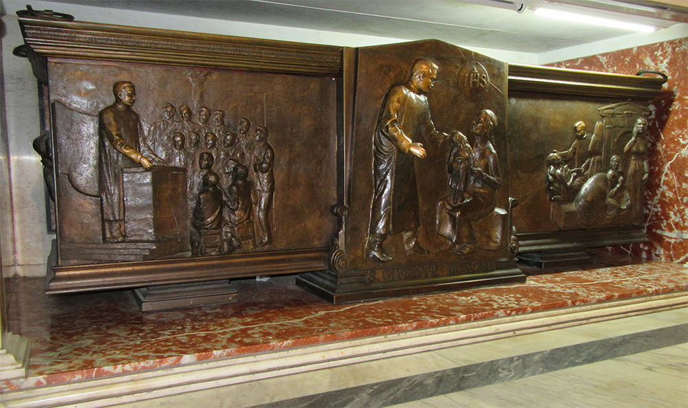 Tomba San Giuseppe Moscati